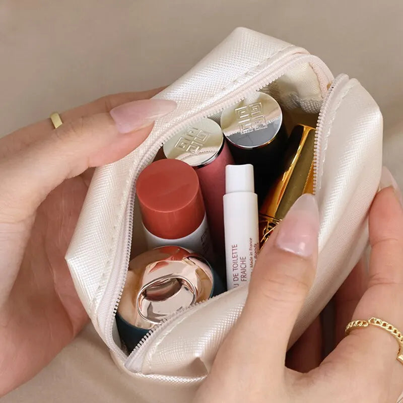 Mini trousse beauté pour vos essentiels